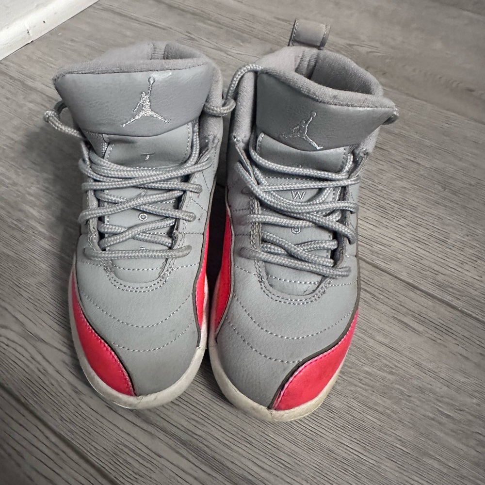 Nike Jordan 12 Retro size 12c